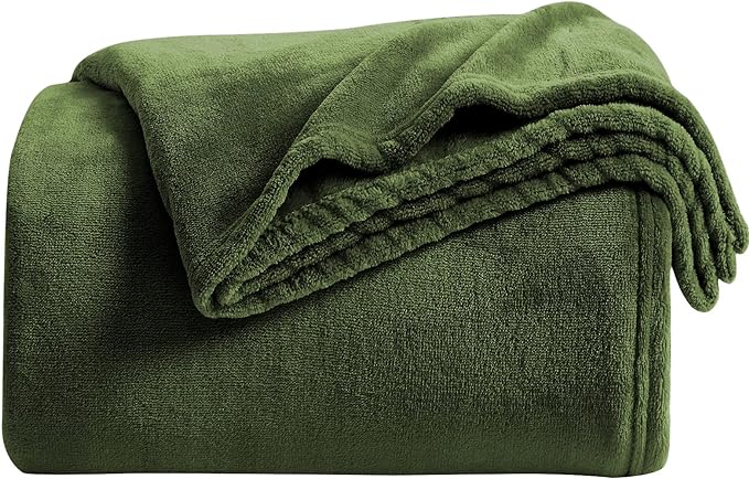 KMUSET Super Soft Throw Blanket Premium Silky Flannel Fleece Throw Size Green Microfiber Lightweight Blanket All Season Use