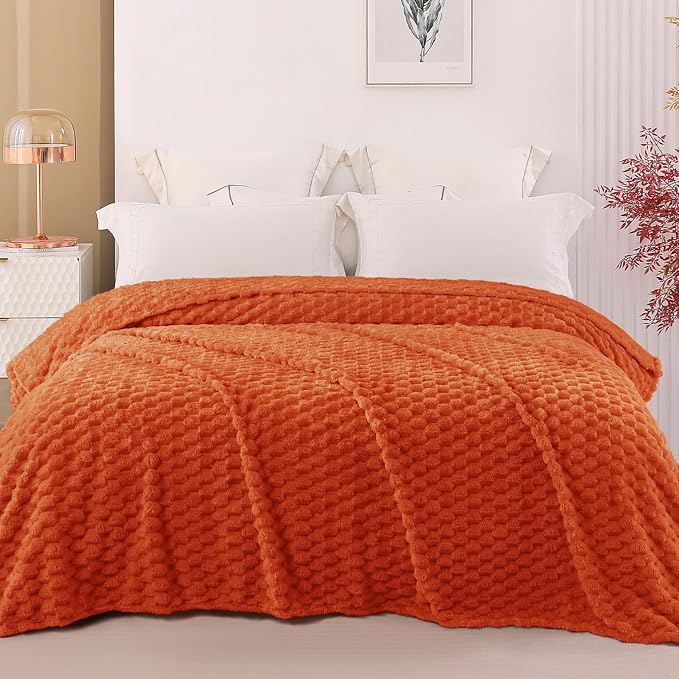 Exclusivo Mezcla 3D Fleece Queen Size Blanket for Bed, Burnt Orange | Extra Soft Fuzzy Plush Lightweight Bed Blankets, Cozy Fluffy Decorative Blankets for All Seasons, 90x90 Inches