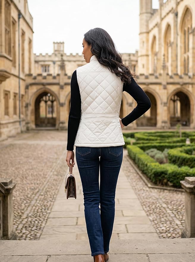 Fuinloth Women's Quilted Vest Lightweight Puffer Stand Collar Zip Gilet | 4 pockets with 2 inner storage. Quilted padded warm gilet. Fall winter outerwear layering vest for travel hiking daily wear.