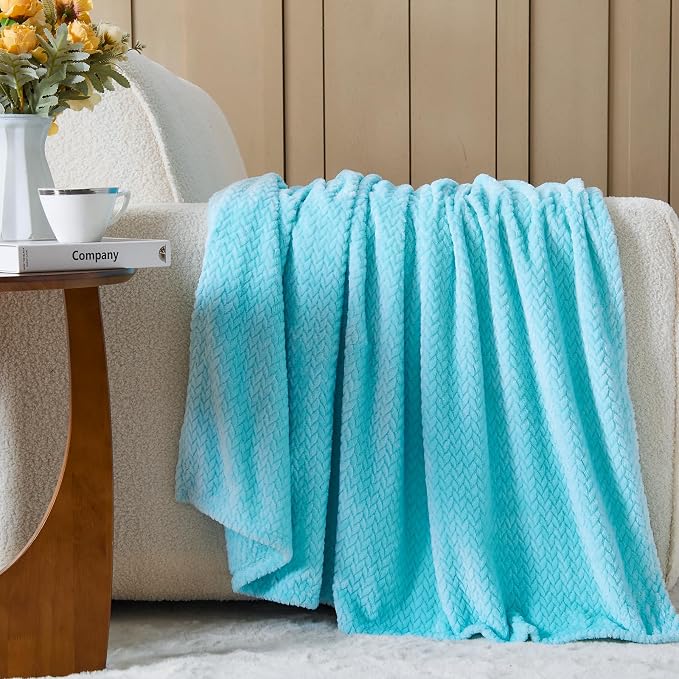 NEWCOSPLAY Fleece Leaves Pattern Queen Blanket, Turquoise, 90"x90" | Super Soft Throw Blanket, Lightweight Cozy Bed Sofa Blanket, Premium Silky Flannel Fleece, Travel Blanket for All Season Use