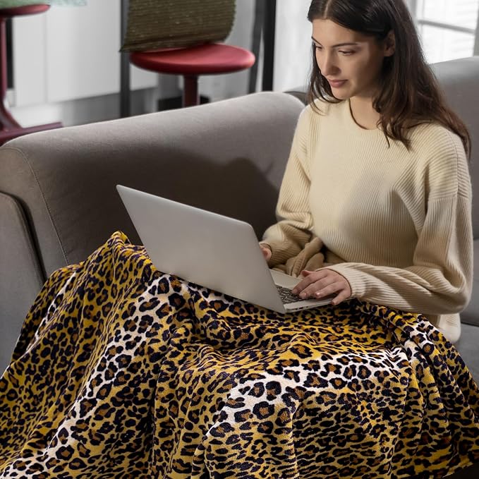 Bnuitland Leopard Print Fleece Flannel Throw Blanket for Bed Sofa Travel, 300 GSM Double Sided Super Soft Fuzzy Fluffy Cheetah Print Blanket for Adults and Kids, 50x70 inch