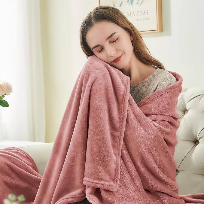 BEDELITE Fleece Blanket Soft Plush Throw for Couch Dusty Pink 50"x60" | Ultra Soft Fleece, Plush Microfiber, Lightweight Warmth, All Season Comfort, Fade Resistant, Machine Washable, Couch Sofa Bed