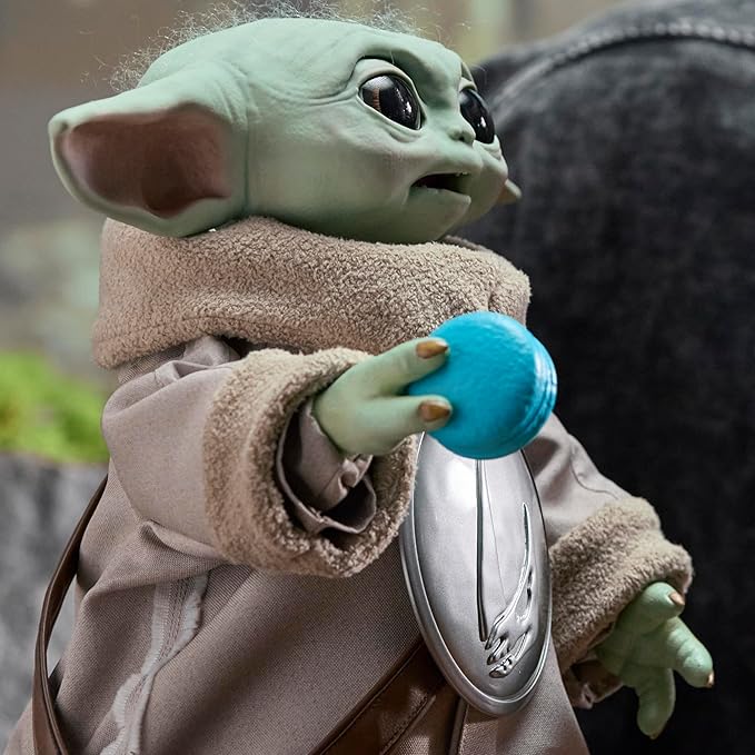 STAR WARS Ultimate Grogu, 1:1 Scale Premium Animatronic, Limited Edition Life-Size Replica Ages 14+