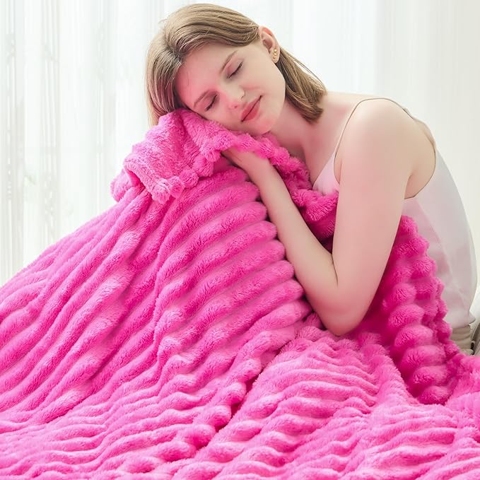 NEWCOSPLAY Super Soft Queen Blanket Hot Pink Premium Silky Flannel Fleece 3D Ribbed Jacquard Lightweight Bed Blanket All Season Use (Hot Pink Ribbed, Queen(90"x90"))