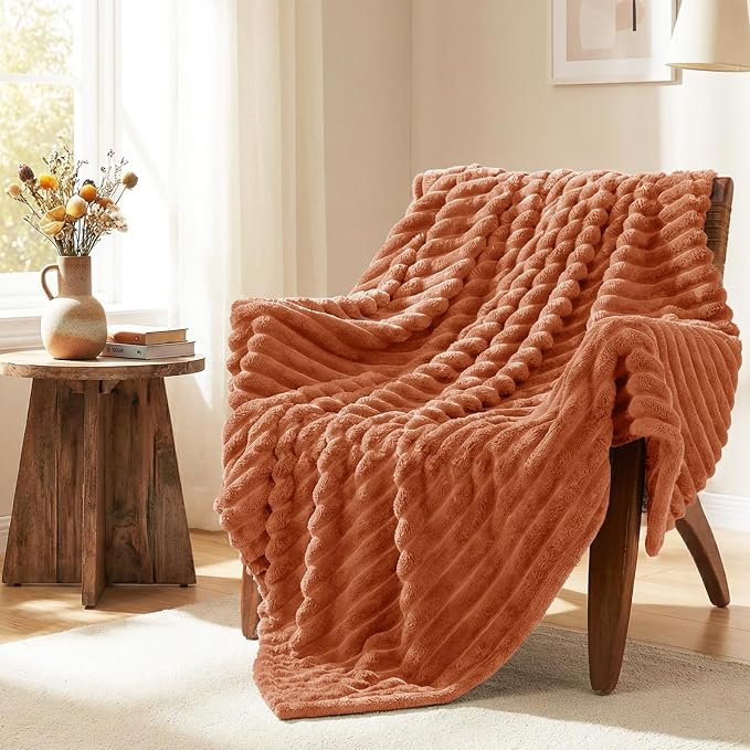 HIMEET Burnt Orange Full Blanket for Bed, 300GSM Ribbed Fleece, 84 x 90 in | Ultra Soft Flannel, All-Season Lightweight Warmth, Bed Layering & Home Room Decor, Gift for Men & Women, Machine Washable