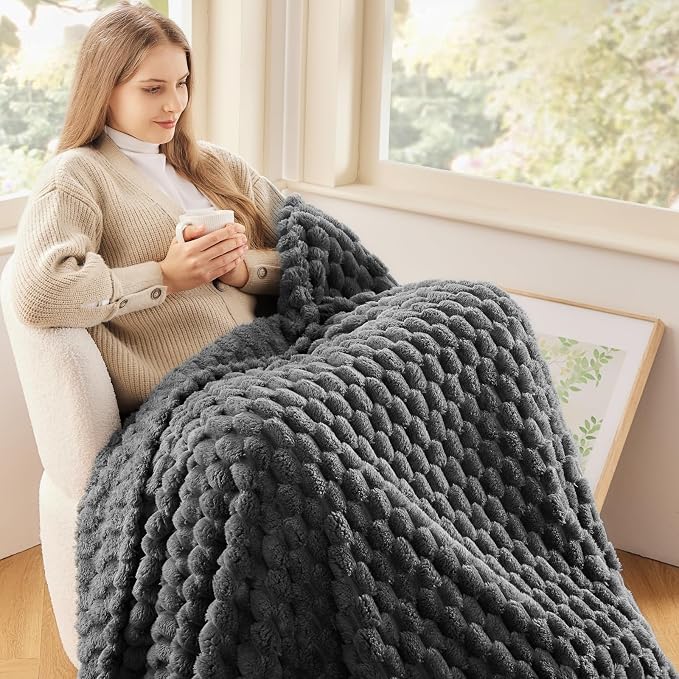 NEWCOSPLAY Fleece Clouds Cozy Queen Blanket for Couch, Grey, 90"x90" | Premium Silky Flannel Blanket, Soft Lightweight Fluffy Throw Blanket for Bed Sofa Decor, Gift for All Season Use