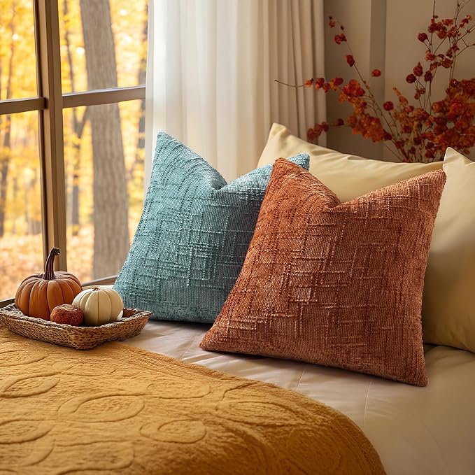 decorUhome Textured Chenille Throw Pillow Covers 22x22 Set of 2 Rust | Fall Modern Farmhouse Soft Cozy Slubby Couch Pillow Cases Boho Decorative Pillow Cases for Bed Sofa Living Room Home Decor