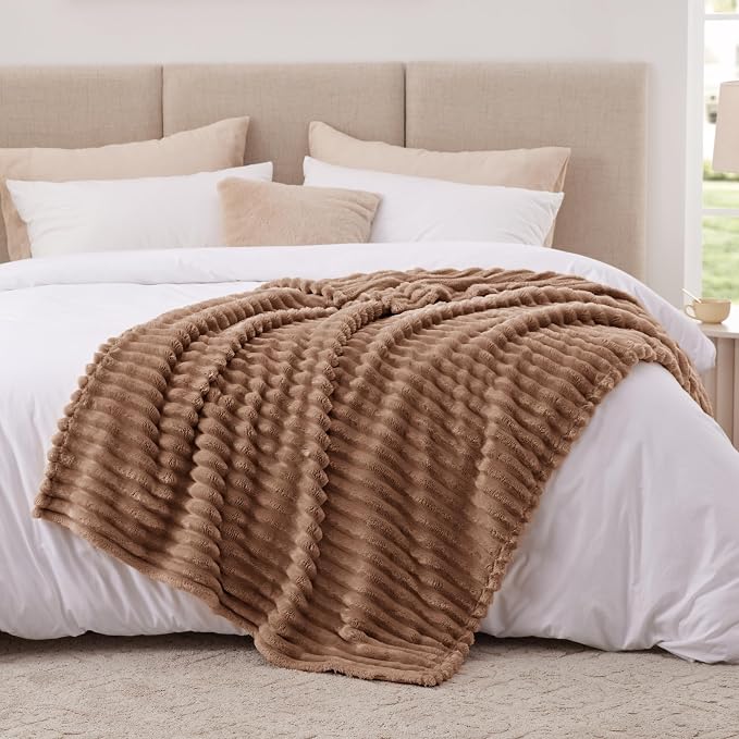 EXQ Home Gentle Soft Fleece Throw Blanket – Cozy Lightweight Blanket for Couch Bed – All-Season Warm Fuzzy Flannel Blanket for Women Mom Her – Gifts for Birthday(60"x80",Mocha Mousse)