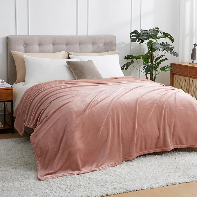 Hansleep Full Dusty Pink Fleece Blanket, Soft Flannel Bed Blanket | Fuzzy Cozy Blanket 84x90 Inches, Multi-use for Bed, Sofa, Couch, Travel, Camping, All Season Warm Lightweight Cover