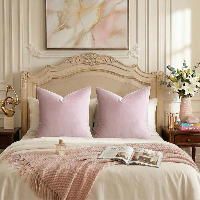 GIGIZAZA Sweet Lilac Velvet Throw Pillow Covers Big 26x26 Pack of 2 | Decorative Pink Pillows for Couch,Euro Sham,280gsm Soft Textured Fabric,Modern Pillowcases,Luxury Cushion Covers