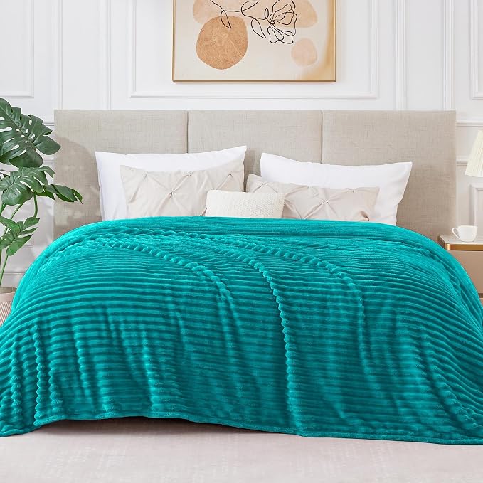 BEDELITE Ribbed Jacquard Ocean Blue Blankets Queen Size for Bed, 90x90 Inch | Soft Warm Decorative Fluffy Blanket, Cozy Fuzzy Lightweight Plush Fleece Throw Blankets for Bed, Room Decor, Gift for Women