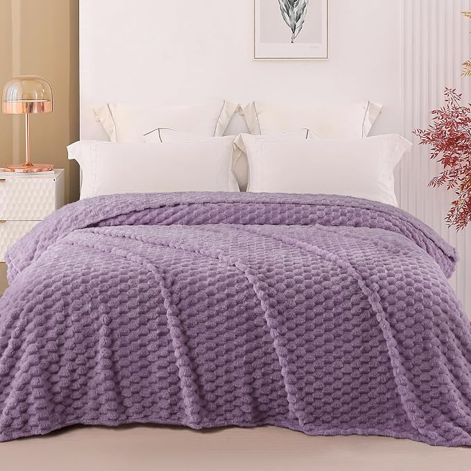 Exclusivo Mezcla 3D Fleece King Size Blanket for Bed, Grayish Purple | Extra Soft Fuzzy Plush Lightweight Bed Blankets, Cozy Fluffy Decorative Blankets for All Seasons, 90x104 Inches