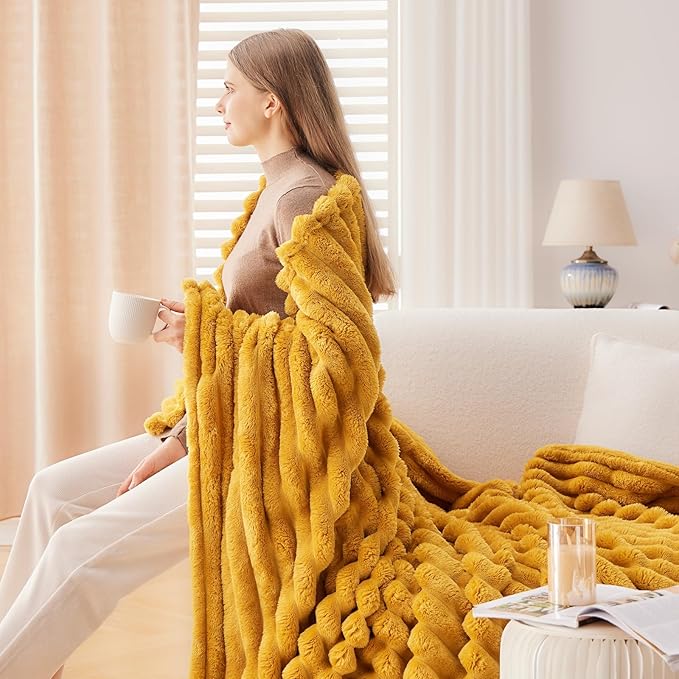 NEWCOSPLAY Super Soft King Blanket Mustard Yellow Premium Silky Flannel Fleece 3D Ribbed Jacquard Lightweight Bed Blanket All Season Use (Mustard Yellow Ribbed, King(90"x110"))