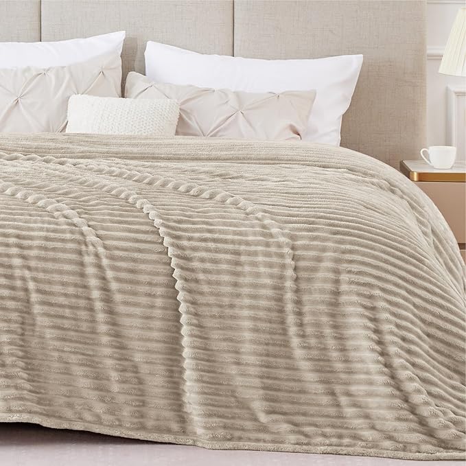 BEDELITE 3D Ribbed Jacquard Linen King Size Blankets for Bed, 108x90 Inch | Soft Warm Decorative Fluffy Blanket, Cozy Fuzzy Lightweight Plush Fleece Throw Blankets for Bed, Room Decor, Gift for Women