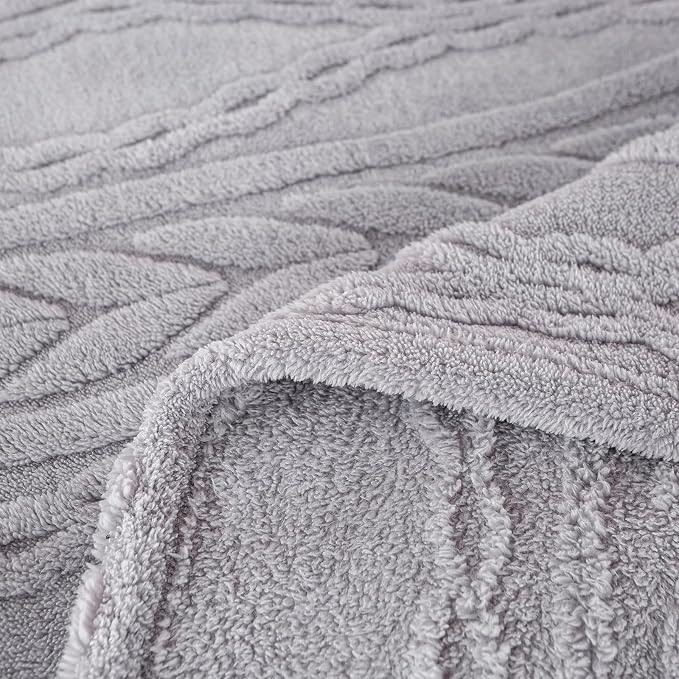 YUSOKI Sherpa Fleece Twin XL Size Blanket, Light Grey, 65"x90" | 3D Stylish Design,320GSM, Non-Shedding, Lightweight for All Season Use, stays fluffy after repeated washes, Perfect Gifts
