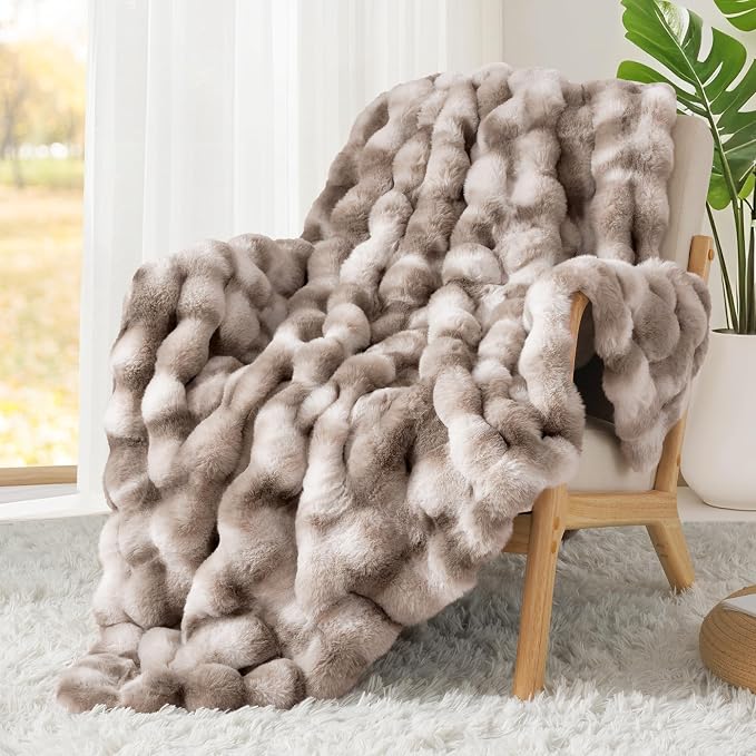 Luxury 1000GSM Faux Rabbit Fur Throw Blanket, Super Heavy Warm Cozy Brown Blankets for Couch Bed Sofa, Ruched Plush Fuzzy Elegant Soft Reversible Mink Blanket for Living Room Bedroom