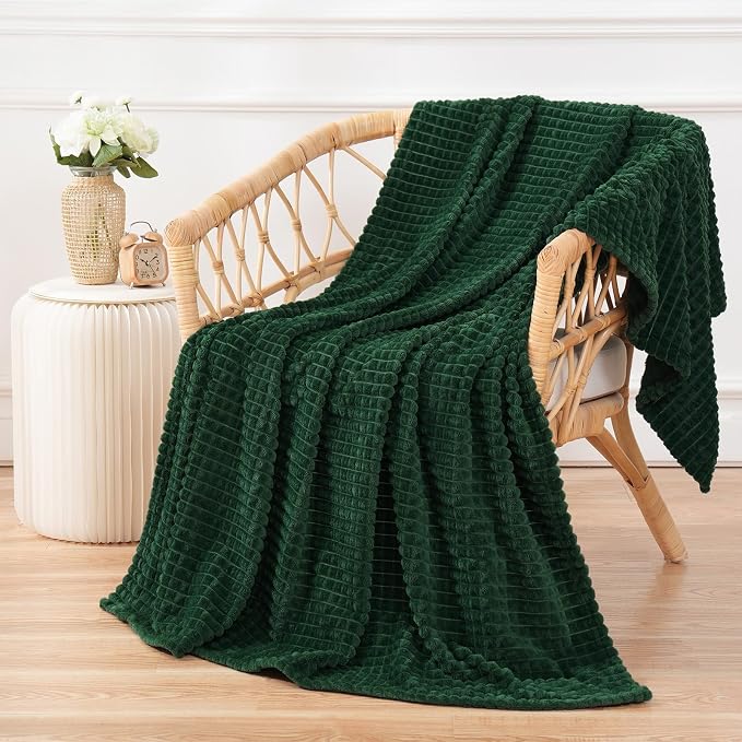 Puncuntex Fleece Throw Blanket Dark Green 60"×80" with Square Grid Design | Super Soft Plush Cozy Flannel Throw Blanket Luxury for Couch Sofa Chair