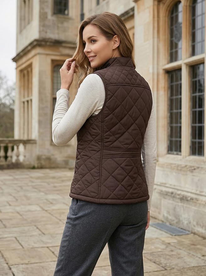 Fuinloth Women's Quilted Vest Lightweight Puffer Stand Collar Zip Gilet | 4 pockets with 2 inner storage. Quilted padded warm gilet. Fall winter outerwear layering vest for travel hiking daily wear.