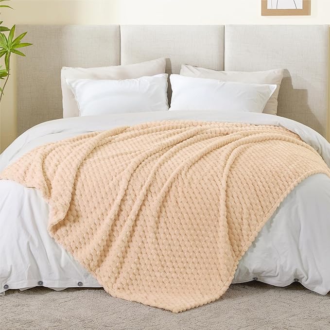 BEDELITE Blush Sand Throw Blanket for Couch, Soft Gifts for Women, 50 * 60 | 3D Jacquard Decorative Fleece Blanket, Super Soft Plush Throws, Cute Birthday Gift for Women & Men, Suitable for All Seasons