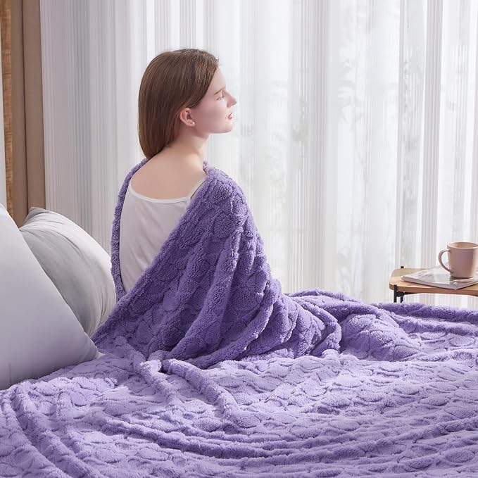 NEWCOSPLAY 3D Heart Checkered Flannel Twin Blanket, Lavender Love, 60"x80" | Super Soft Cute Lightweight Decorative Premium Silky Fleece Blanket for Couch Sofa Bed, Gift for Women Men, All Season Use