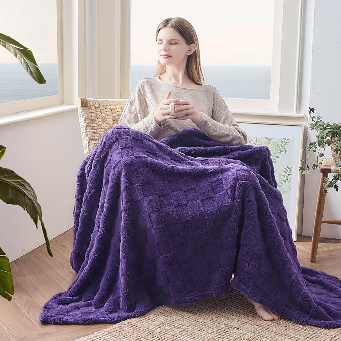 NEWCOSPLAY 3D Checkered Flannel Queen Blanket, Purple Checkered, 90"x90" | Super Soft Cute Lightweight Decorative Premium Silky Fleece Blanket for Couch Sofa Bed, Gift for Women Men, All Season Use