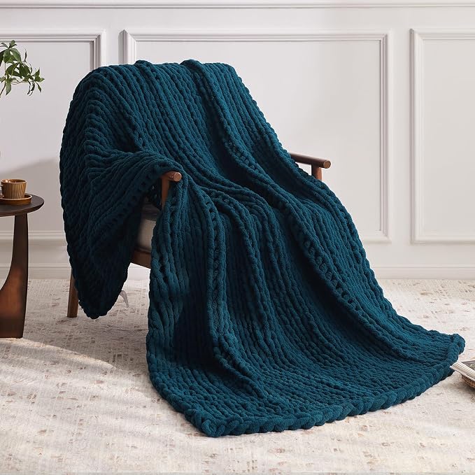 Negwoo Chunky Knit Throw Blanket, Knitted Throw Chenille Yarn, 60"*80" | Soft Thick Cable Knitted Blankets, Handmade Big Thick Blanket,Machine Washable Cute Comfy Blanket for Home Decor,Peacock blue