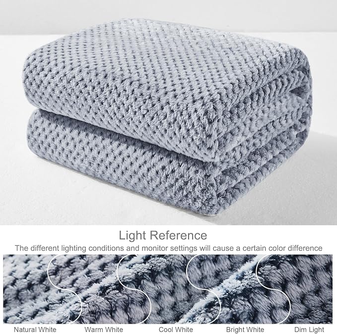 Exclusivo Mezcla Soft Waffle Fleece Bed Blanket Queen Size, Heather Navy | Lightweight Plush Blanket for Bed, Bedroom, Cozy Flannel with Waffle Texture, Stylish Home Decor, All Season, 90x90 Inches