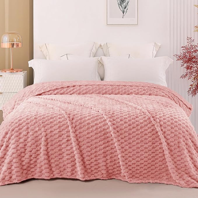 Exclusivo Mezcla 3D Fleece Twin Size Blanket for Bed, Dusty Pink | Extra Soft Fuzzy Plush Lightweight Bed Blankets, Cozy Fluffy Decorative Blankets for All Seasons, 60x80 Inches