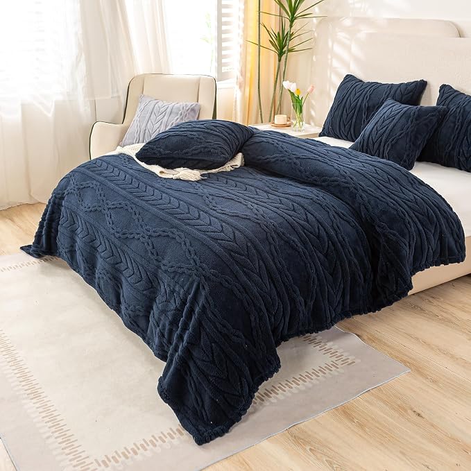 YUSOKI Sherpa Fleece Queen Size Blanket, Navy Blue, 90"x90" | 3D Stylish Design,320GSM, Non-Shedding, Lightweight for All Season Use, stays fluffy after repeated washes, Perfect Gifts