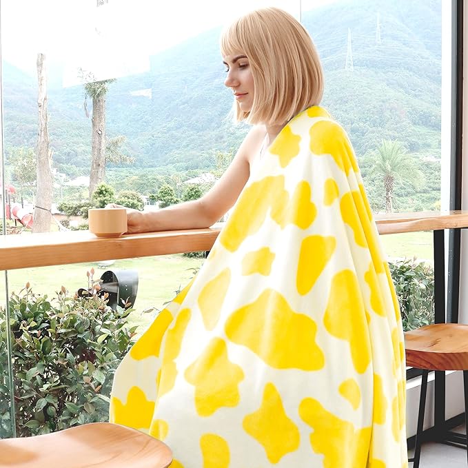 Yellow Fleece Blanket Twin Size Lightweight Fuzzy Soft Throw 60x80 Inch Light Yellow Twin Blanket for Couch Bed Sofa Camping Traveling