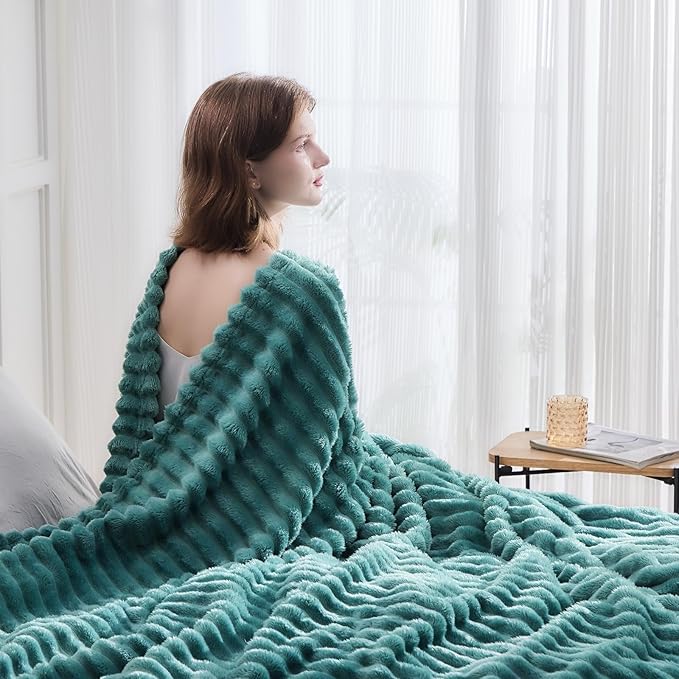 NEWCOSPLAY Super Soft Twin Blanket Light Teal Premium Silky Flannel Fleece 3D Ribbed Jacquard Lightweight Bed Blanket All Season Use (Light Teal Ribbed, Twin(60"x80"))