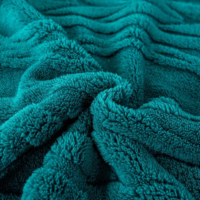 YUSOKI Sherpa Fleece Queen Size Blanket, Teal, 90"x90" | 3D Stylish Design,320GSM, Non-Shedding, Lightweight for All Season Use, stays fluffy after repeated washes, Perfect Gifts