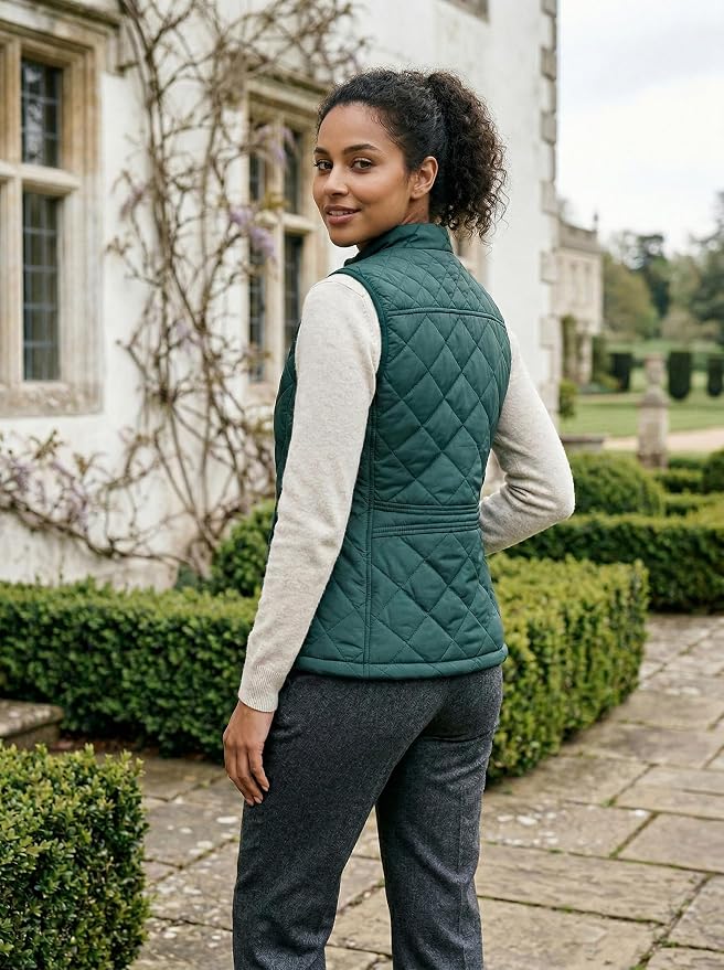 Fuinloth Women's Quilted Vest Lightweight Puffer Stand Collar Zip Gilet | 4 pockets with 2 inner storage. Quilted padded warm gilet. Fall winter outerwear layering vest for travel hiking daily wear.