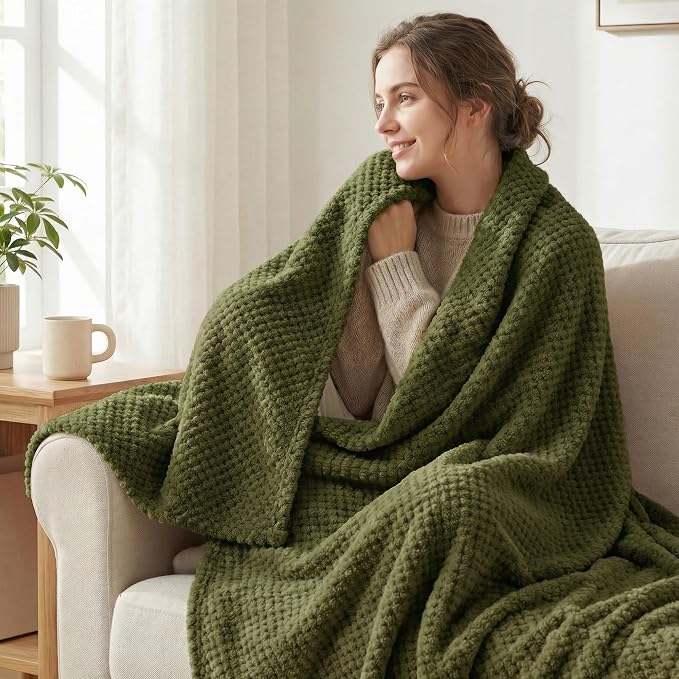Exclusivo Mezcla Soft Waffle Fleece Bed Blanket Queen Size, Olive | Lightweight Plush Blanket for Bed, Bedroom, Cozy Flannel with Waffle Texture, Stylish Home Decor, All Season, 90x90 Inches