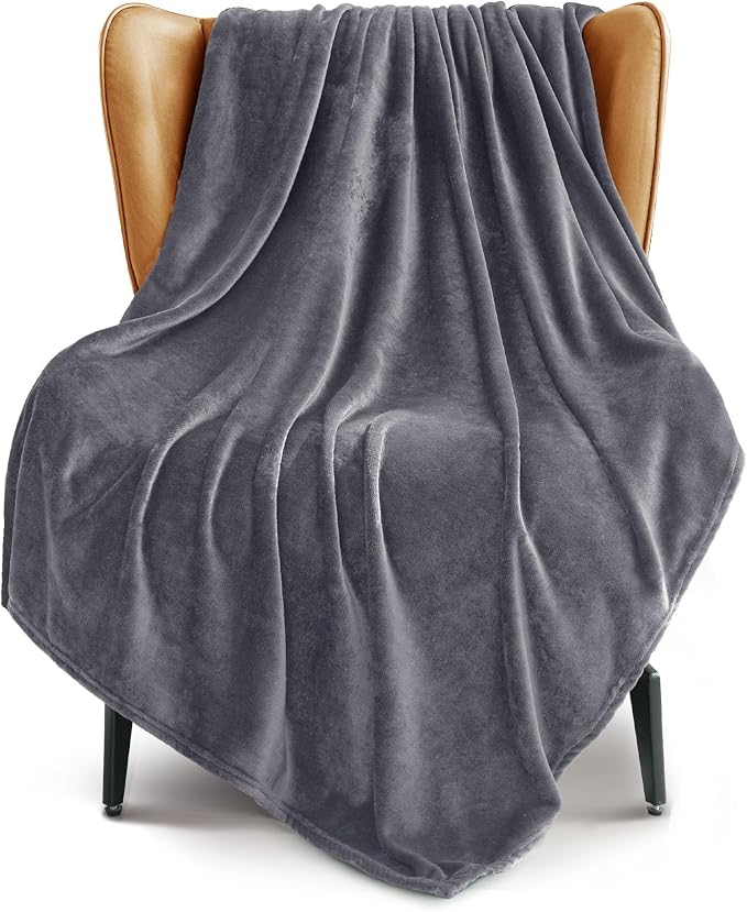 Exclusivo Mezcla Soft Large Fleece Throw Blanket for Couch, Dark Grey | 50x70 Inches, Double-Sided Brushed Flannel, Lightweight Plush Cozy Blanket for Home Decor, All Season, Machine Washable