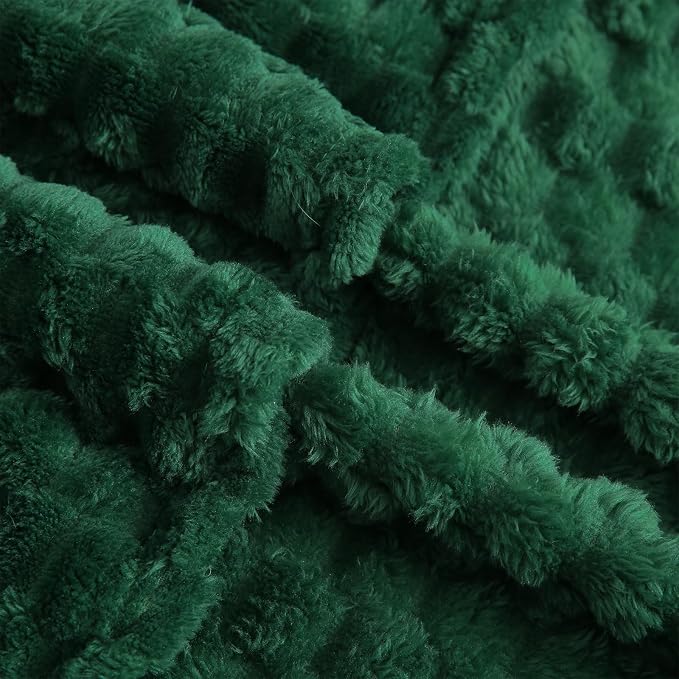 Puncuntex Dark Green Throw Blanket 90"×90" Fuzzy 3D Jacquard Decorative | Flannel Fleece Super Soft Plush Cozy Blanket for Couch Sofa Chair Lightweight
