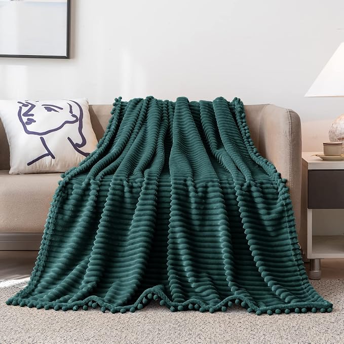 DISSA Fleece Blanket Queen Size – 71x80, Green - Soft, Plush, Fluffy, Fuzzy, Warm, Cozy – Perfect Throw for Couch, Bed, Sofa - with Pompom Fringe - Flannel Blanket
