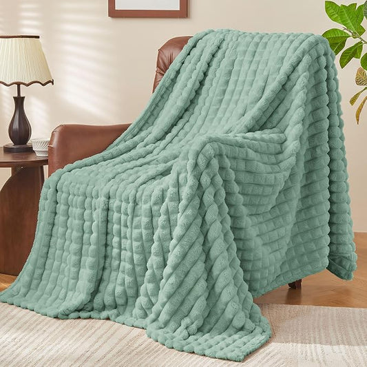 BEDELITE Sage Green Fleece Throw Blanket for Couch, 50x60 Inches | Soft Warm Fuzzy Fluffy Blanket for Bed Sofa, Lightweight Plush Cozy Blankets for Home Room Decor, Gift for Women, All Season