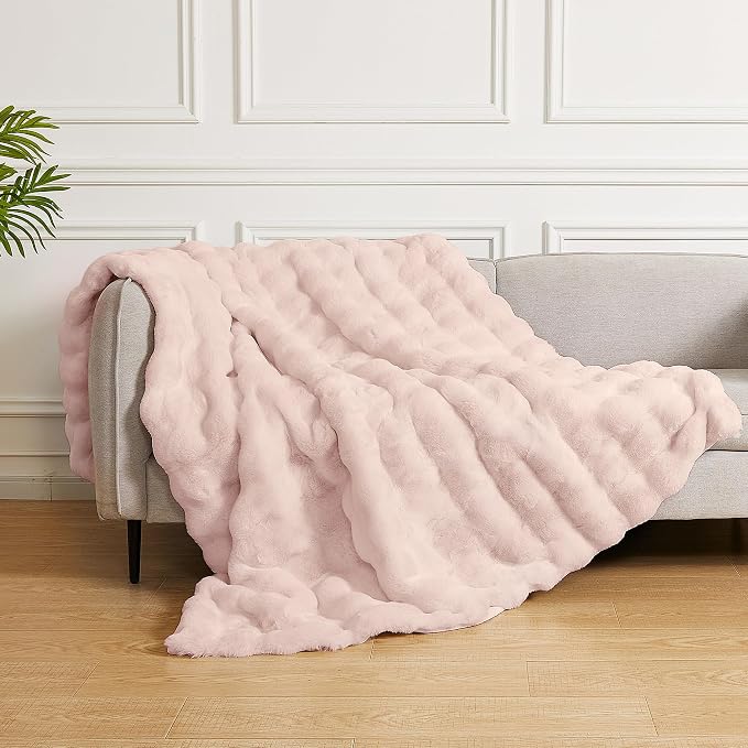 ORINOVA Pink Faux Fuzzy Fur King Size Throw Blanket 90x108 Cozy Furry Throw Rabbit Fur Blanket for Bed Soft Fluffy Blanket King for Living Room Bedroom Home Gifts 1000 GSM