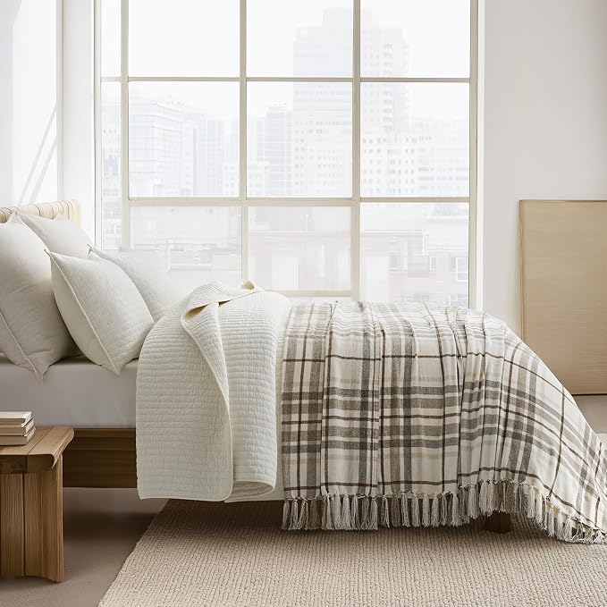 Plaid Chenille Queen Blanket for Bed, 90"x90", Beige | Super Soft Knit Throw with Tassels, Cozy, Decorative Farmhouse Plaid, Lightweight Blanket Queen Size for Couch Sofa Gift