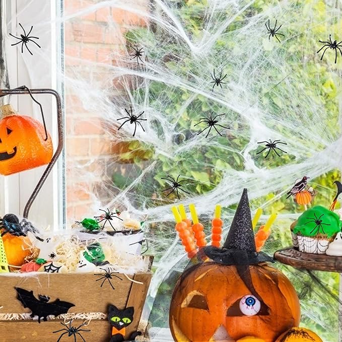 BAINFE 100PCS Plastic Spiders Halloween Realistic Spiders Black Fake Spiders Small Spider Toys for Prank Haunted House Halloween Party Supplies