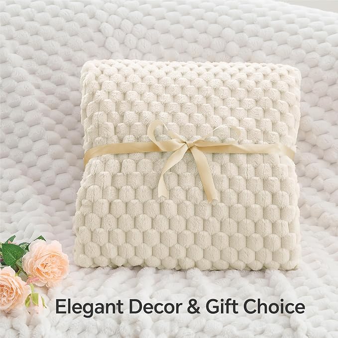 BEDELITE Cream Throw Blanket for Couch, Soft Cozy Gifts for Women, 50 * 60 | 3D Jacquard Decorative Fleece Blanket, Super Soft Plush Throws, Cute Birthday Gift for Women & Men, Suitable for All Seasons