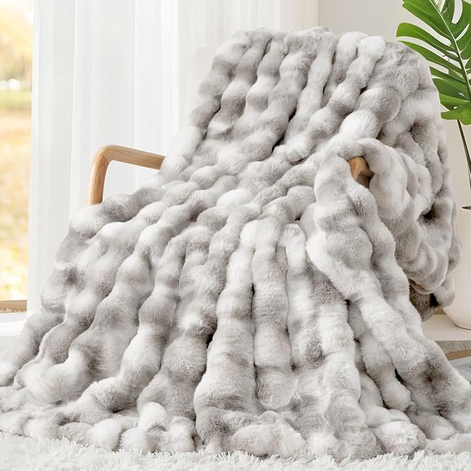 Luxury 1000GSM Rabbit Faux Fur Blanket, Super Heavy Warm Cozy Brown Blankets for Couch Bed Sofa, Ruched Plush Fuzzy Elegant Soft Reversible Mink Blanket Living Room Bedroom, 90" x 90"