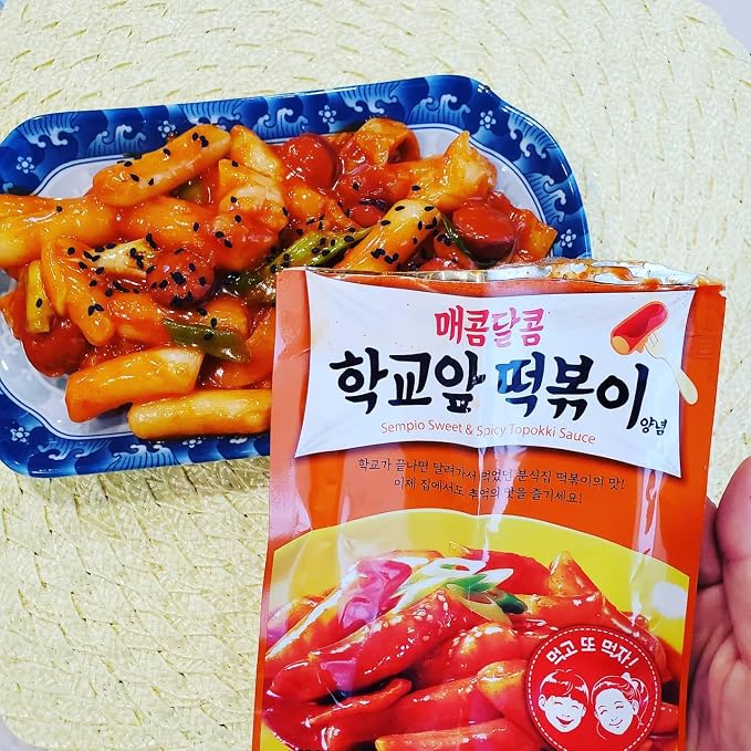 Minecook K-Food Crazy Hot Korean Tteokbokki Sauce Powder 떡볶이 - Spicy Korean sauce for Rice Cakes, Stir-Fries, versatile as a seasoning for Asian cuisine, Crazy Hot 4.40 oz, (pack of 2)