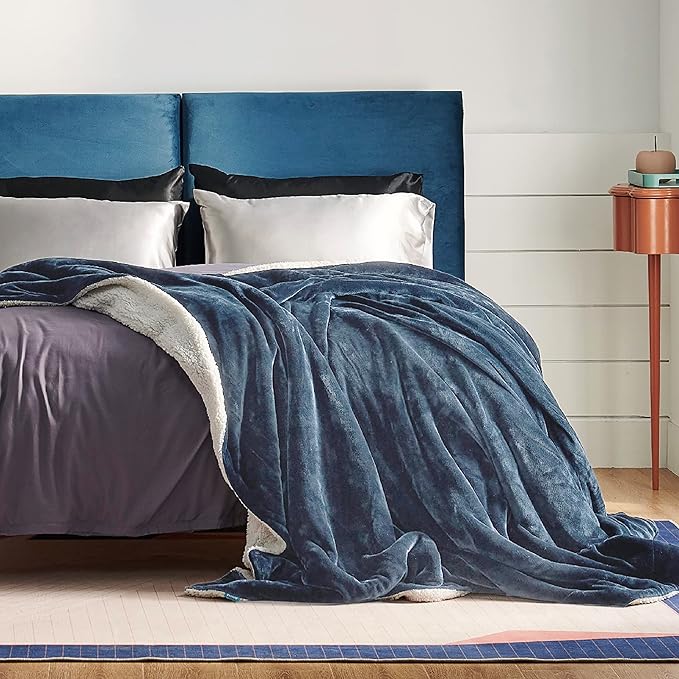 Bedsure GentleSoft Sherpa Fleece Blankets King Size for Bed, Non-Heated, Thick and Warm Throw for Women and Men, Soft Fuzzy Plush King Blanket for Winter, Slate Blue, 108x90 Inches
