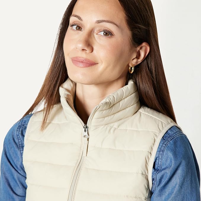 Amazon Essentials Women's Lightweight Water-Resistant Packable Puffer Vest