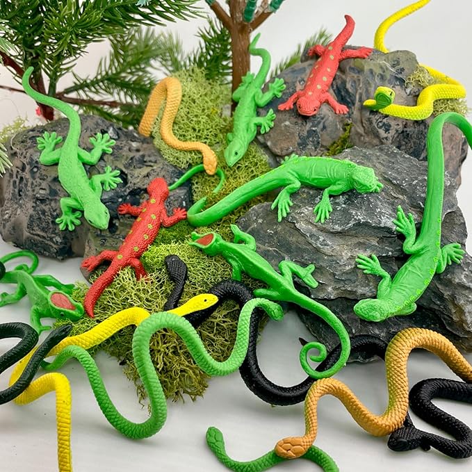 Safari Ltd. Reptiles TOOB - 16 Hand-Painted Mini Figurines Including Snakes, Lizards, Iguanas, and Chameleons - Educational Toy Figures For Boys, Girls & Kids Ages 3+