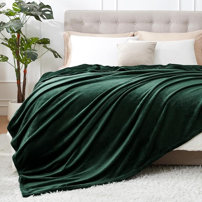 Hansleep Queen Dark Green Fleece Blanket, Soft Flannel Bed Blanket | Fuzzy Cozy Blanket 90x90 Inches, Multi-use for Bed, Sofa, Couch, Travel, Camping, All Season Warm Lightweight Cover