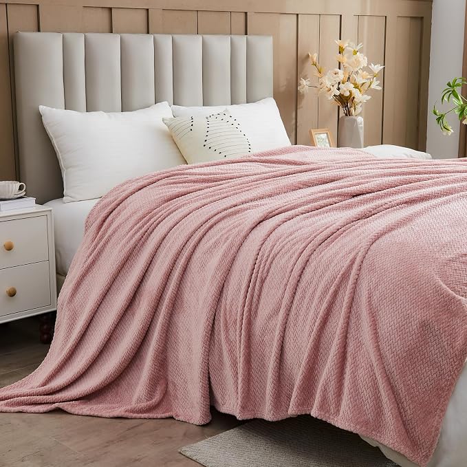 NEWCOSPLAY Fleece Leaves Pattern Queen Blanket, Dusty Pink, 90"x90" | Super Soft Throw Blanket, Lightweight Cozy Bed Sofa Blanket, Premium Silky Flannel Fleece, Travel Blanket for All Season Use