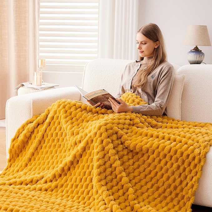 NEWCOSPLAY Super Soft Queen Blanket Mustard Yellow Premium Silky Flannel Fleece 3D Clouds Stylish Jacquard Lightweight Bed Blanket All Season Use 350GSM (Mustard Yellow, Queen(90"x90"))